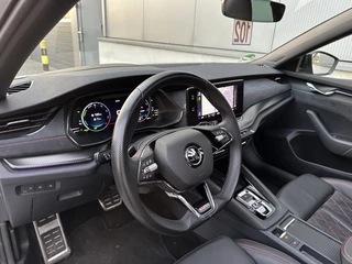 Škoda Octavia Škoda Octavia Combi 1.4 TSI RS iV 245pk FULL PANO ACC ECC CAMERA NAVI PDC - afbeelding nr 10