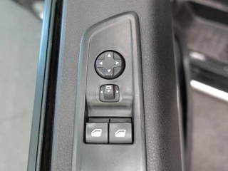 Opel Vivaro-e Opel Vivaro-e L3 75kWh 6-Persoons Dubbele Cabine Automaat Airco Navi 2 x Schuifdeur - afbeelding nr 10