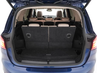 BMW 2 Serie BMW 2 Serie Gran Tourer 218D High Executive Luxury-Line 7-Pers Aut. *PANO | NAVI-FULLMAP | LUXURY-LEATHER | FULL-LED | ECC | KEYLESS | HEATED-COMFORTSEATS | SHIFT-PADDLES | AMBIENT-LIGHT | CAMERA | HEAD UP | PDC | TOWBAR | 17