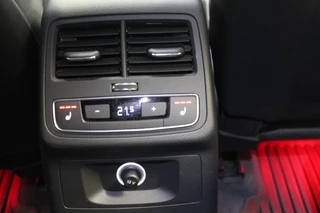Audi A4 Audi A4 2.0 TFSI U SPPROL SA Virtual dashboard, Leder/Alcantara/Elektr. achterklep - afbeelding nr 25