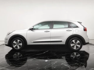Kia Niro Kia Niro 1.6 GDi Hybrid DynamicLine - Navigatie - Camera - Climate control - Cruise control - Trekhaak - 12 maanden garantie - afbeelding nr 4
