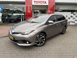 Toyota Auris Touring Sports 1.8 Hybrid Dynamic | Facelift | Stoelverwarming |