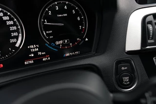 BMW 1 Serie BMW 1-serie M140i xDrive Harman Kardon Dak Leer - afbeelding nr 40