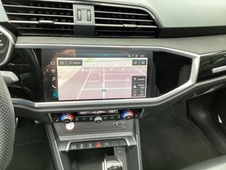 Audi RSQ3 Audi RSQ3 TFSI 400PK pano full opties - afbeelding nr 40