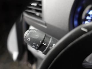 Peugeot Expert Peugeot Expert 180pk Automaat Long L3 Premium  Airco Cruise  Navigatie Carplay Trekhaak 3-Zits - afbeelding nr 15