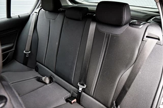 BMW 1 Serie BMW 1-serie 118i Sport AUTOMAAT/LED/GROOT SCHERM/SPORT STOELEN/ - afbeelding nr 7