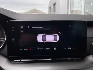 Škoda Octavia Skoda Octavia 1.0 e-TSI Business Edition | Navi | ACC | LED | Apple Carplay/Android Auto | Keyless Entry/Start | PDC | Rijstrooksensor | Climate Control | - afbeelding nr 16