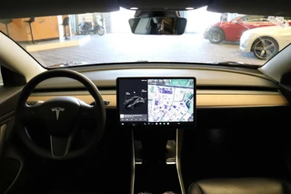 Tesla Model 3 Tesla Model 3 Long Range AWD 75 kWh dual motor autopilot panodak memoryseats met stoelverwarming v+a dab - afbeelding nr 5