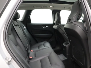 Volvo XC60 Volvo XC60 T6 PLUG-IN HYBRID LONG RANGE PLUS DARK SCHUIFDAK 360GR CAM TREKH - afbeelding nr 33
