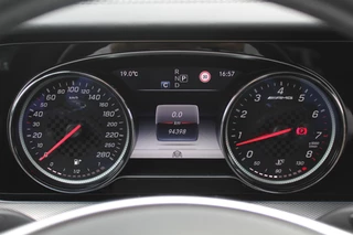 Mercedes-Benz E-Klasse Mercedes-Benz E-Klasse Estate AMG 43 4MATIC Premium Plus / Panoramadak / 360Camera / Leder / Memory seats / 19'' / Luchtvering / Navigatie / Stoelverwarming - afbeelding nr 18