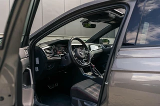 Volkswagen Polo Volkswagen Polo 2.0 TSI GTI Pano Dsg Camera - afbeelding nr 20