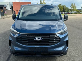 Ford Transit Custom Ford Transit Custom 320 2.0 TDCI L2H1 Trend Automaat 136pk | SCI | Adaptive cruise control | | 8-weg bestuurderstoel + passagiersbank | Stoelverwarming | Dodehoeksensoren | Navigatie | Elektrisch inklapbare spiegels | 16 inch lichtmetalen velgen | Full LED | Dual-zone climate control | LED laadruimteverlichting - afbeelding nr 5