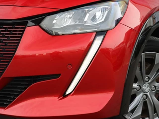 Peugeot e-208 Peugeot e-208 EV Allure 50 kWh | 3 Fase | Stoelverwarming | Apple carplay | - afbeelding nr 44