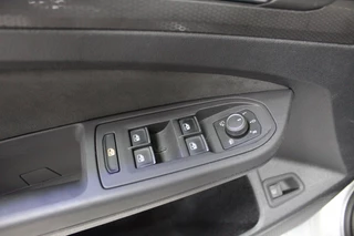 Volkswagen Golf Volkswagen Golf 1.4 eHybrid GTE 245PK IQ Light Panoramadak - afbeelding nr 10