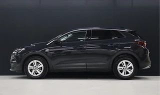 Opel Grandland X Opel Grandland X 1.2 Turbo Business Executive [STUUR/STOEL VERWARMING, LED, APPLE/ANDROID, NAVIGATIE, CRUISE, CLIMATE, NIEUWSTAAT] - afbeelding nr 2