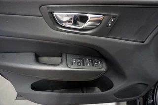 Volvo XC60 Volvo XC60 2.0 T8 TWIN ENGINE AWD INSCRIPTION AUTOMAAT/ PANODAK - afbeelding nr 14