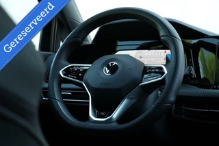 Volkswagen Golf Volkswagen Golf 8 1.5 eTSI / 3x R-Line / DSG / ACC / DAB / Navi / CarPlay / 150pk / LED / 17