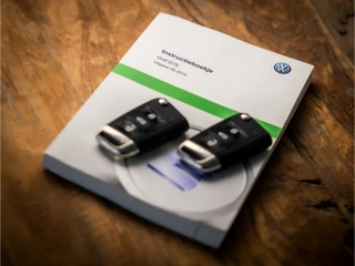 Volkswagen Golf Volkswagen Golf 1.4 TSI GTE 204Pk Automaat (SCHUIFDAK, NAVIGATIE, CLIMATE, CAMERA, GETINT GLAS, SPORTSTOELEN, LED KOPLAMPEN, CRUISE, NIEUWE APK, NIEUWSTAAT) - afbeelding nr 16