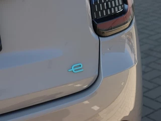 Fiat 600 Fiat 600 600e La Prima 54 kWh | Navi | Camera | Carplay | 18
