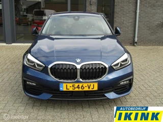 BMW 1 Serie BMW 1-serie 118i High Executive | Trekhaak - afbeelding nr 2