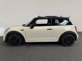 MINI Cooper Mini Cooper 2.0 Cooper S Serious Business Volledig JCW! Automaat Navigatie Head up Display Uitlaatdemper met kleppen - afbeelding nr 6