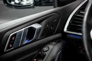BMW X5 BMW X5 xDrive45e Hybrid | M Sport | Panodak | 4W sturing | Trekhaak | Leder |  21 inch | - afbeelding nr 48