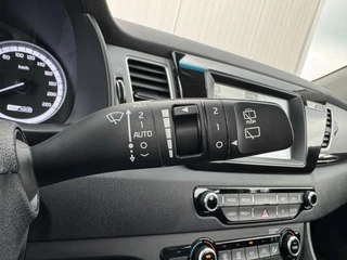 Kia Niro Kia Niro 1.6 GDi Hybrid DynamicLine|Navi|NL-Auto - afbeelding nr 29