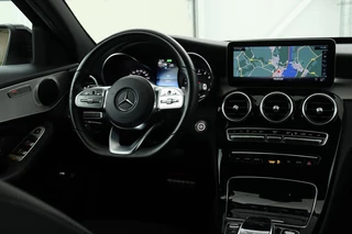 Mercedes-Benz C-Klasse Mercedes-Benz C-klasse 300e AMG Night | Head-Up | Adaptive cruise |  Stoelverwarming | 360 camera | Carplay | Keyless | Matrix LED | Trekhaak | Park Assist | Navigatie - afbeelding nr 8