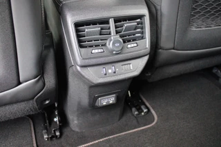 Peugeot 5008 Peugeot 5008 1.2 130PK AUTOMAAT GT | NAVIGATIE | APPLE CARPLAY/ANDROID AUTO | ADAPTIVE CRUISE CONTROL | KEYLESS ENTRY/START | FULL LED KOPLAMPEN | 18