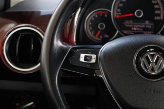 Volkswagen up! Volkswagen Up! 1.0 BMT High Up! | Trekhaak | Airco | Cruise control | - afbeelding nr 17