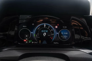 Volkswagen Golf Volkswagen Golf 8 GTE 245PK HEAD UP|ORYX|IQ|PANO|FULL OPTION - afbeelding nr 41