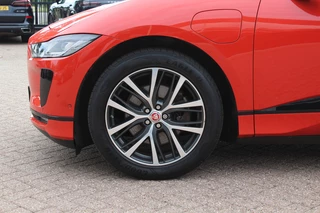 Jaguar I-PACE Jaguar I-PACE EV400 First Edition 90 kWh / Full option / Panoramadak / 360Camera / Head-up / Luchtvering / Leder / Meridian / Stuurverwarming - afbeelding nr 13
