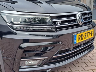 Volkswagen Tiguan Volkswagen Tiguan 2.0 TSI 4Motion Highline R-line | LED | Pano | Trekhaak | Leder | Elek. klep | Virtual | LMV 20