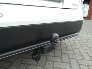 Toyota Prius Toyota Prius 1.8 Executive / Leder / HUD / JBL Dealer ond. - afbeelding nr 5