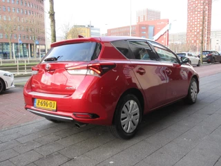 Toyota Auris Toyota Auris 1.2T Dynamic Automaat Clima Camera - afbeelding nr 2