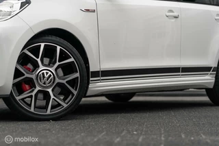 Volkswagen up! Volkswagen UP! 1.0 TSI GTI PANO BEATS CAMERA SFEER CLIMA VOL - afbeelding nr 47