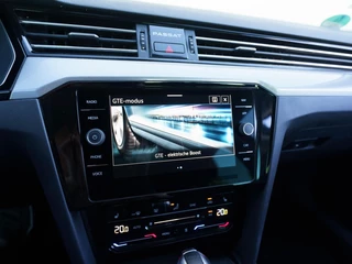 Volkswagen Passat Volkswagen Passat Variant 1.4 TSI 218pk PHEV GTE Business | Full LED | Carplay | Camera | Trekhaak - afbeelding nr 35