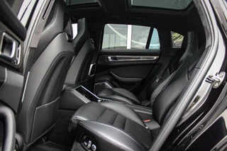 Porsche Panamera ➡️ Porsche Panamera Sport Turismo 4.0 Turbo S E-Hybrid | 1e eigenaar | NL auto | Dealer Historie | Burmester | Dakraam | 21 inch | Sport-Chrono | Stoelverkoeling | - afbeelding nr 20