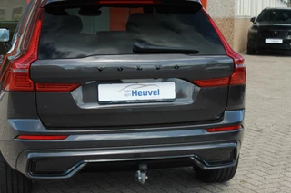 Volvo XC60 Volvo XC60 T6 Recharge AWD R-Design | Longe Range | Panoramadak | Stoelverwarming | 360° Camera | HUD | Trekhaak | Harman / Kardon | Glossy Black - afbeelding nr 6