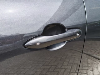 Toyota Yaris Cross Toyota Yaris Cross 1.5 Hybrid 130 Dynamic | Comfort Pack | Sensoren v/a | Stoelverw - afbeelding nr 39