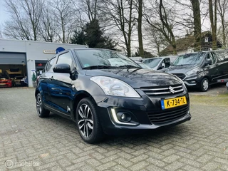 Suzuki Swift Suzuki Swift 1.2 Bandit EASSS 5 drs / Cruise / Audio / LM / Stoelverwarming - afbeelding nr 2