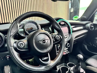 MINI Cooper S Mini Mini 2.0 Cooper S Chili Serious Business John Works pakket 1e Eig pano headup navi leder Voll opties - afbeelding nr 18