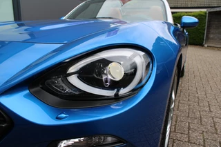 Fiat 124 Spider | Leder | Cruise control | Bose | Camera | Weinig KM! - afbeelding nr 19