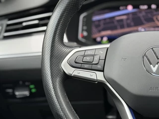 Volkswagen Passat Volkswagen Passat 1.4 TSI PHEV GTE SOH96%|Pano|Trekhaak|360Cam|DCC|Leer/Alc|Matrix|Ad.cruise - afbeelding nr 14