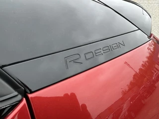 Volvo XC40 Volvo XC40 1.5 T3 157pk R-Design PANO DAK I HARMAN & KARDON I DEALER O.H. 20