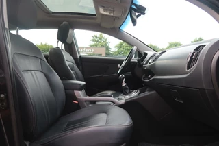 Kia Sportage Kia Sportage 2.0 166pk|PANORAMADAK|TREKHAAK|CAMERA|LEDER|NAVIGATIE|XENON-LED|PDC - afbeelding nr 29
