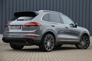 Porsche Cayenne Porsche Cayenne 3.6 V6 S Turbo | Dealer onderhouden l 21'' - afbeelding nr 4