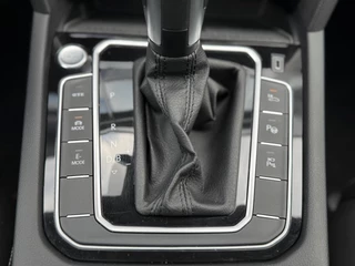 Volkswagen Passat Volkswagen Passat 1.4 TSI PHEV GTE SOH96%|Pano|Trekhaak|360Cam|DCC|Leer/Alc|Matrix|Ad.cruise - afbeelding nr 23