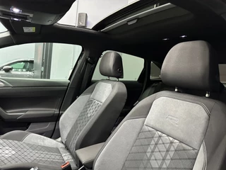 Volkswagen Taigo Volkswagen Taigo 1.5 TSI R-Line - afbeelding nr 8