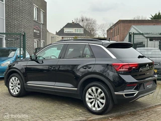 Volkswagen T-Roc Volkswagen T-Roc 1.5 TSI Sport Pano/Keyless/Camera - afbeelding nr 8